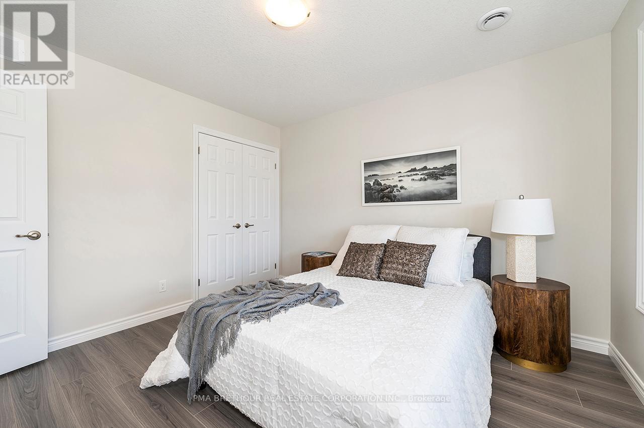 21 BLUFFS VIEW BOULEVARD - 21