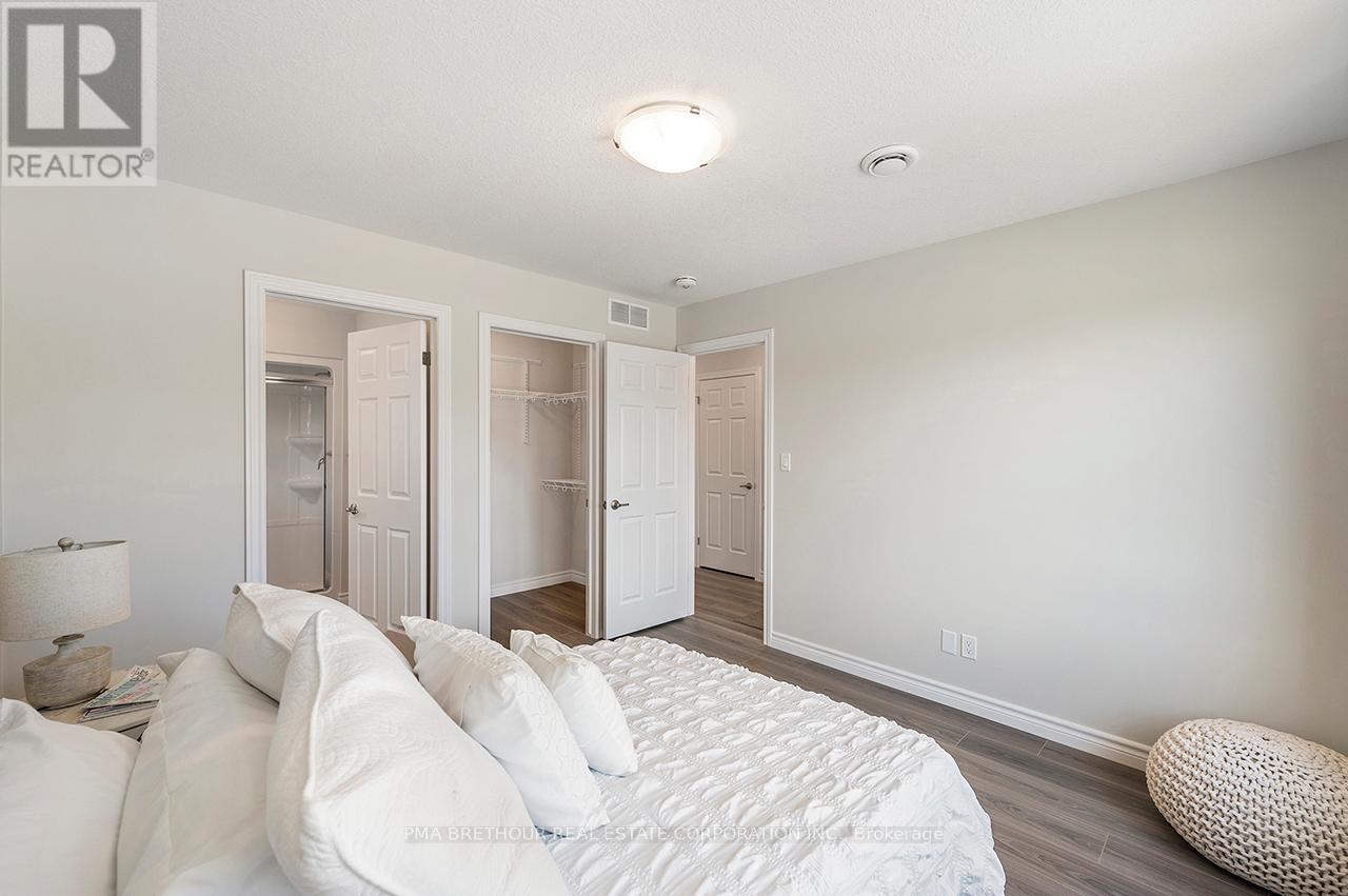 21 BLUFFS VIEW BOULEVARD - 26