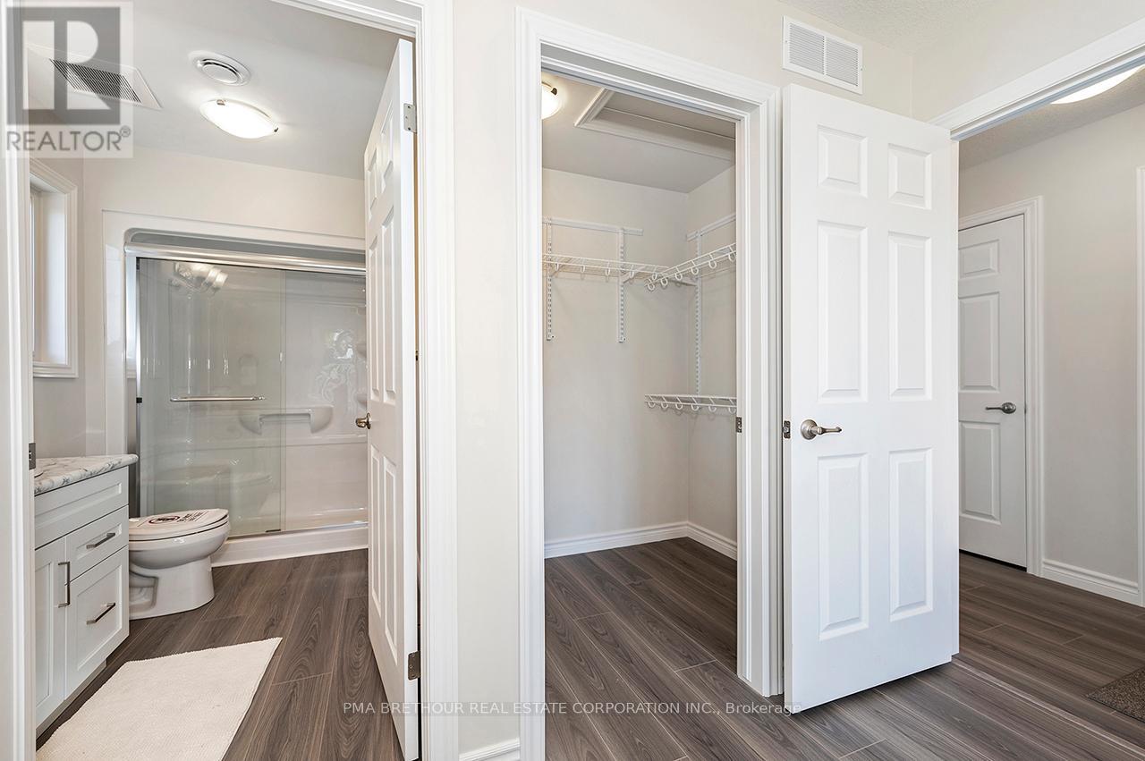 21 BLUFFS VIEW BOULEVARD - 31