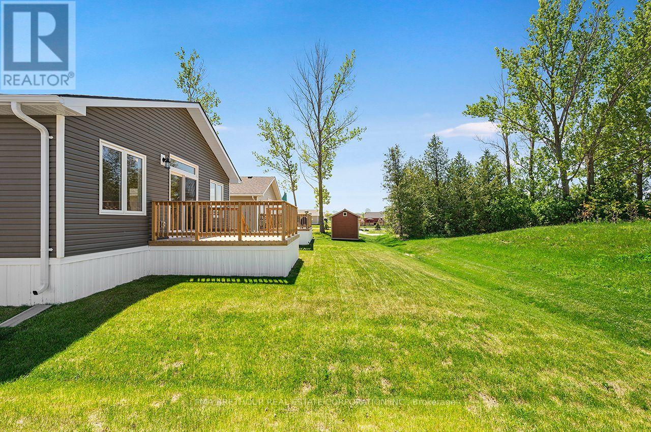 21 BLUFFS VIEW BOULEVARD - 8
