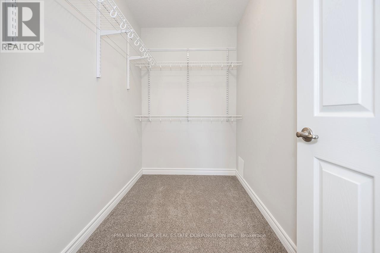 242 LAKE BREEZE DRIVE - 36