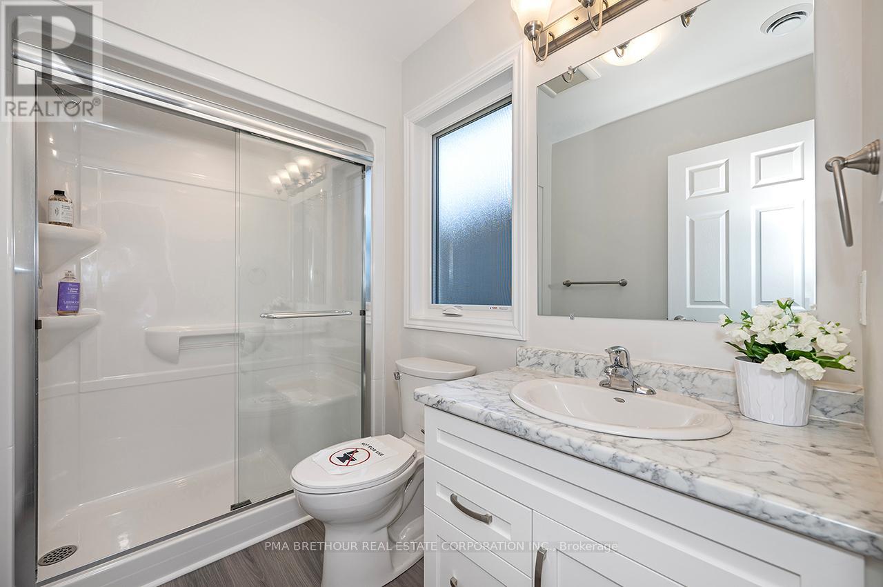 242 LAKE BREEZE DRIVE - 38