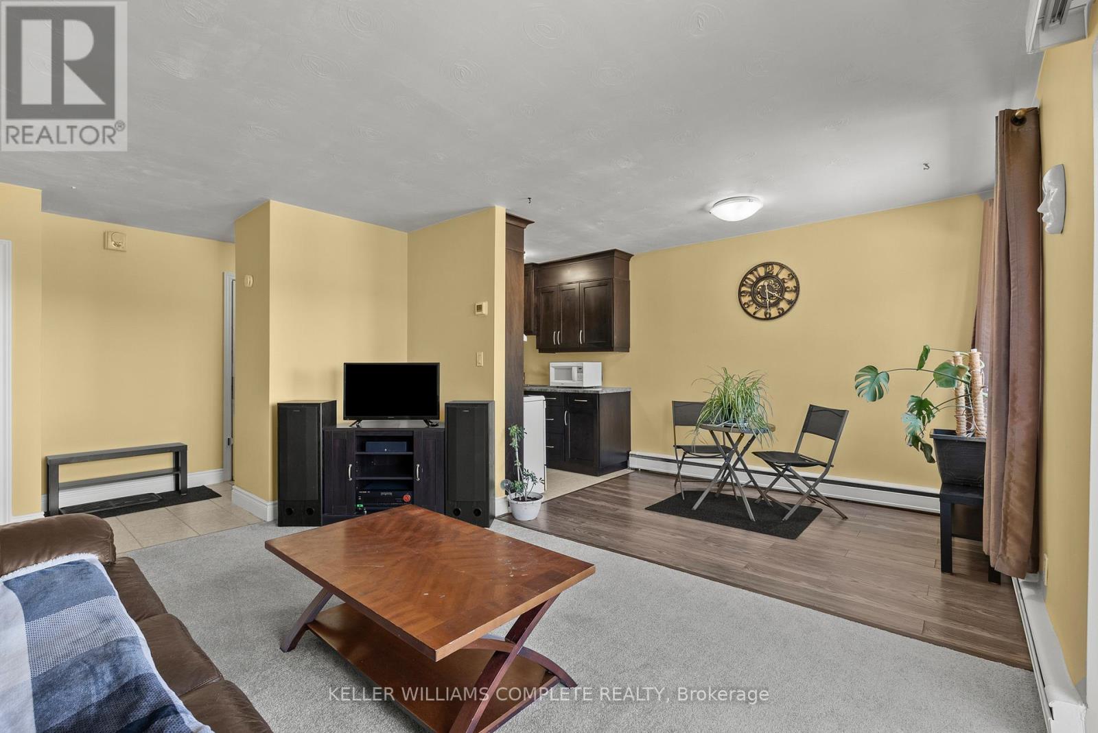 #37 456 CARLTON STREET - 11