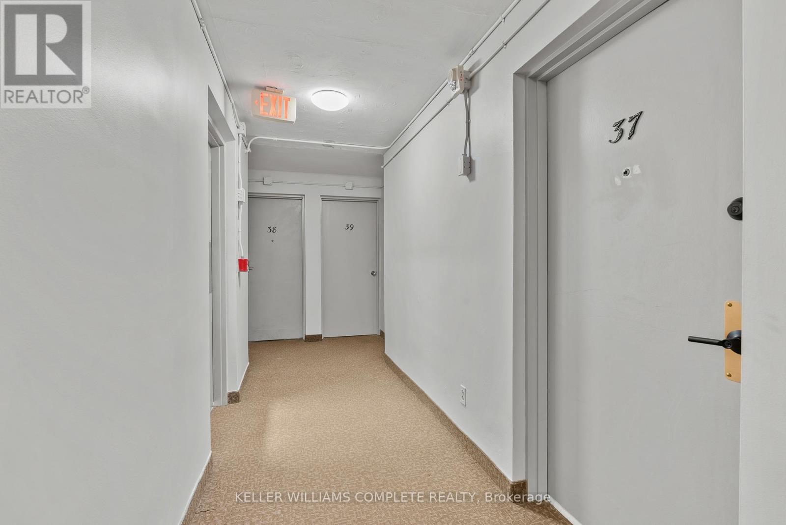 #37 456 CARLTON STREET - 5