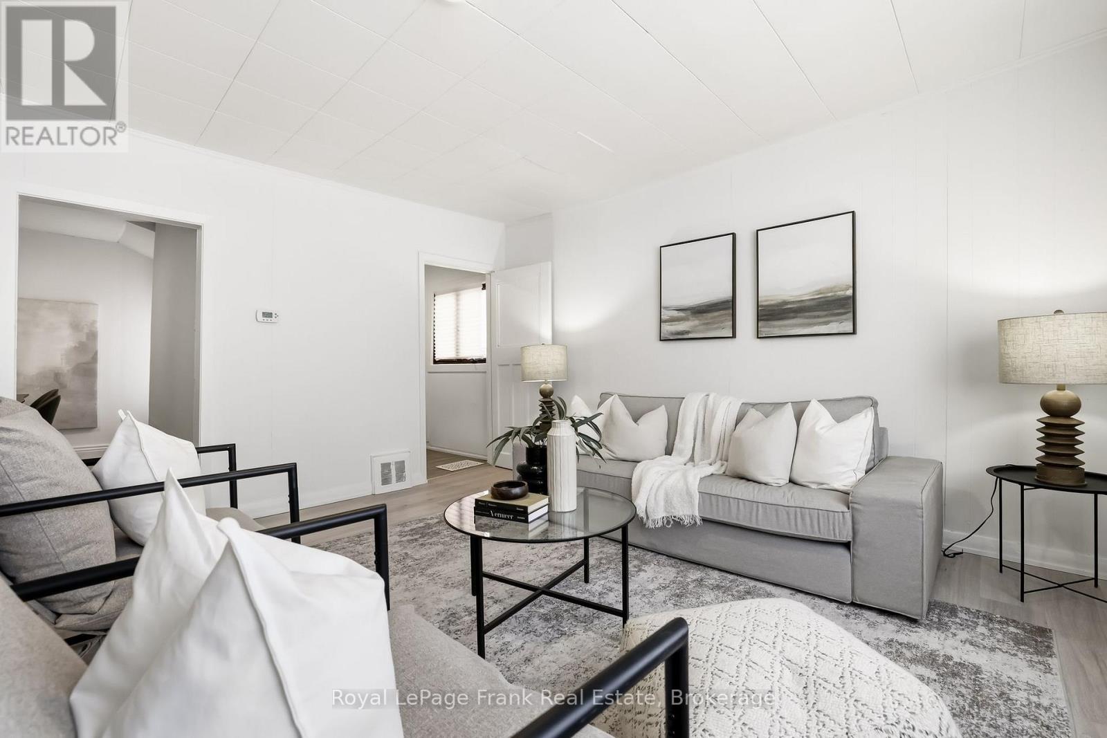 36 & 38 BRUCE STREET - Image 10