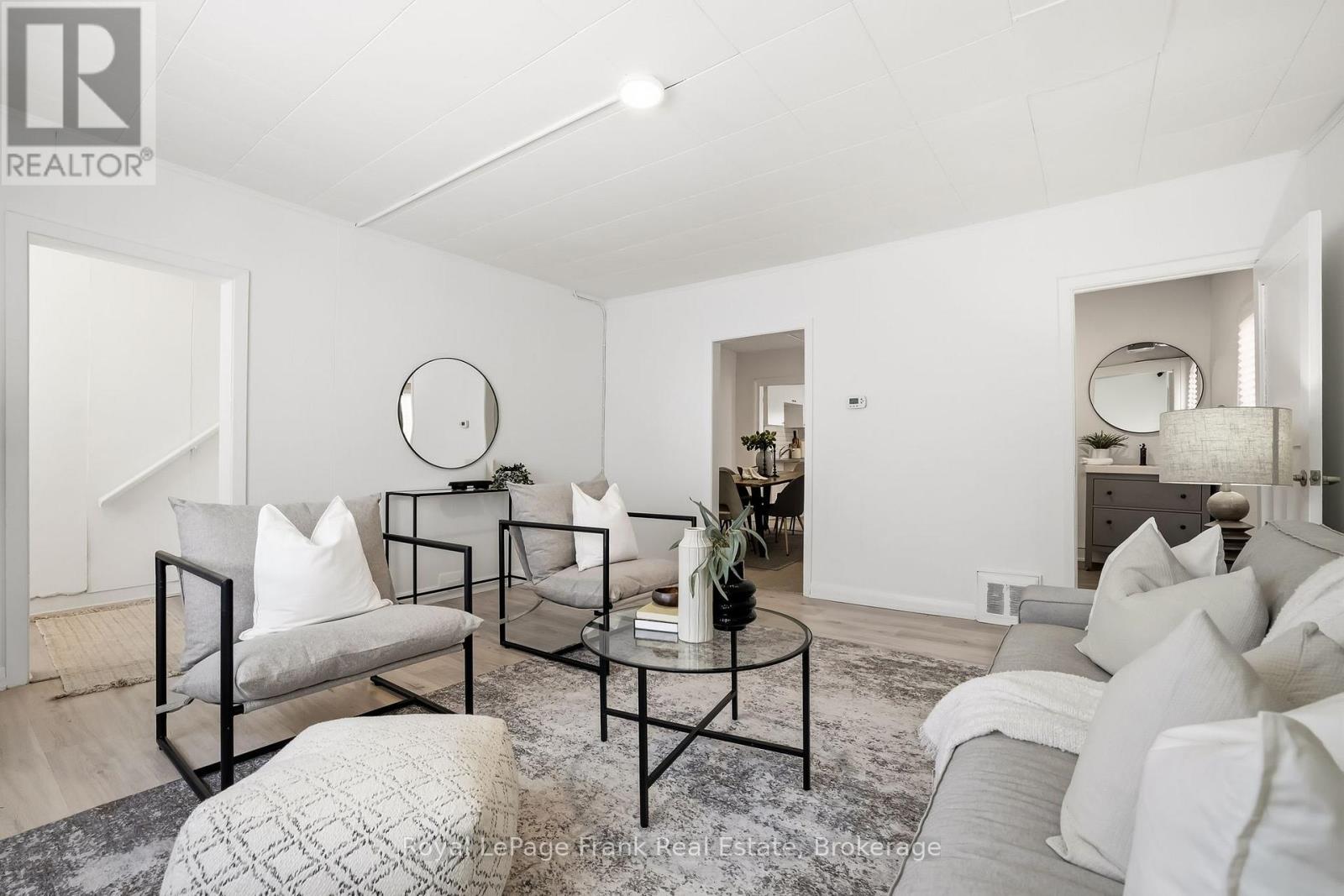 36 & 38 BRUCE STREET - Image 11