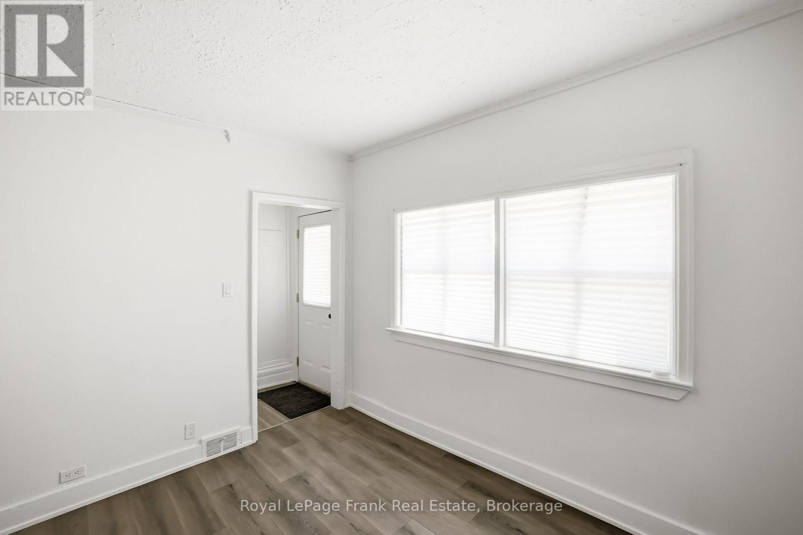 36 & 38 BRUCE STREET - Image 20
