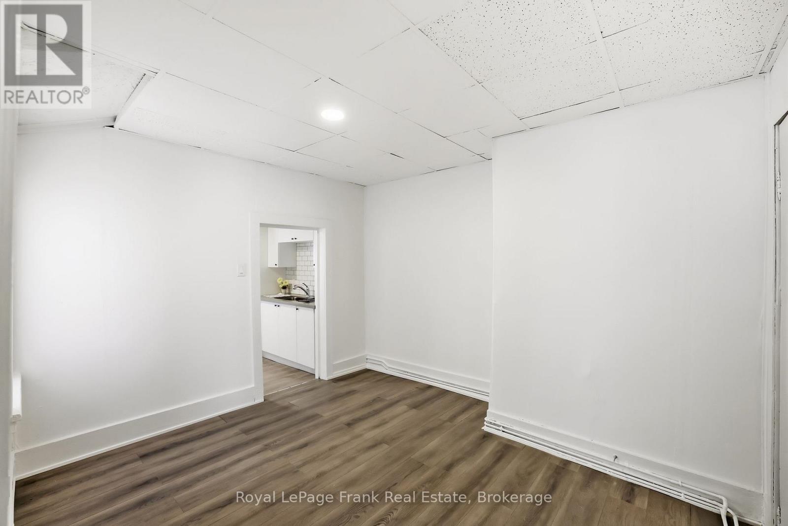 36 & 38 BRUCE STREET - Image 21