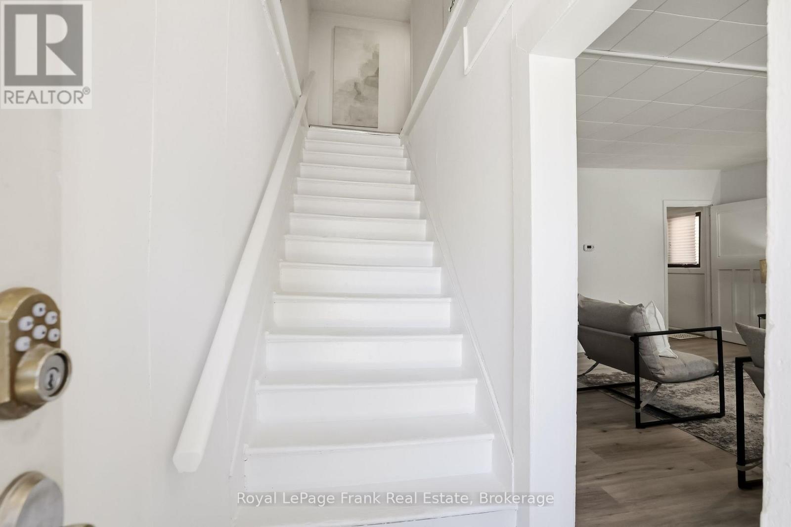 36 & 38 BRUCE STREET - Image 23