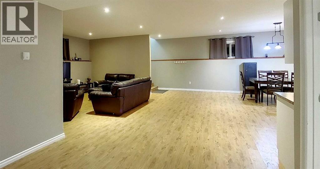 1727 63 Street — photo 35