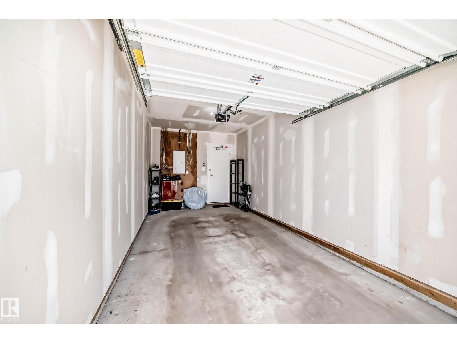 #50 6905 25 AV SW - 26