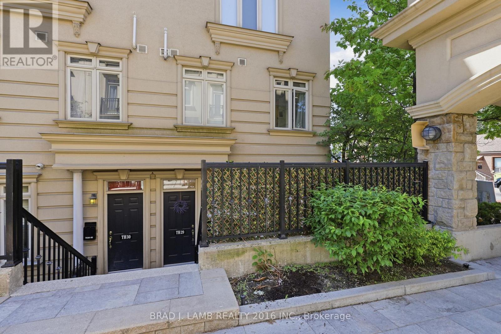#29 80 CARR STREET - 23