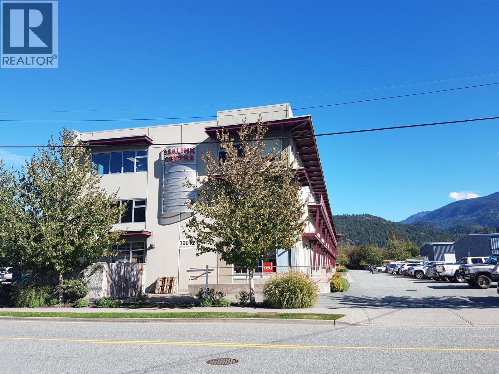 205, 206 & 207 39012 DISCOVERY WAY, Squamish — photo 2