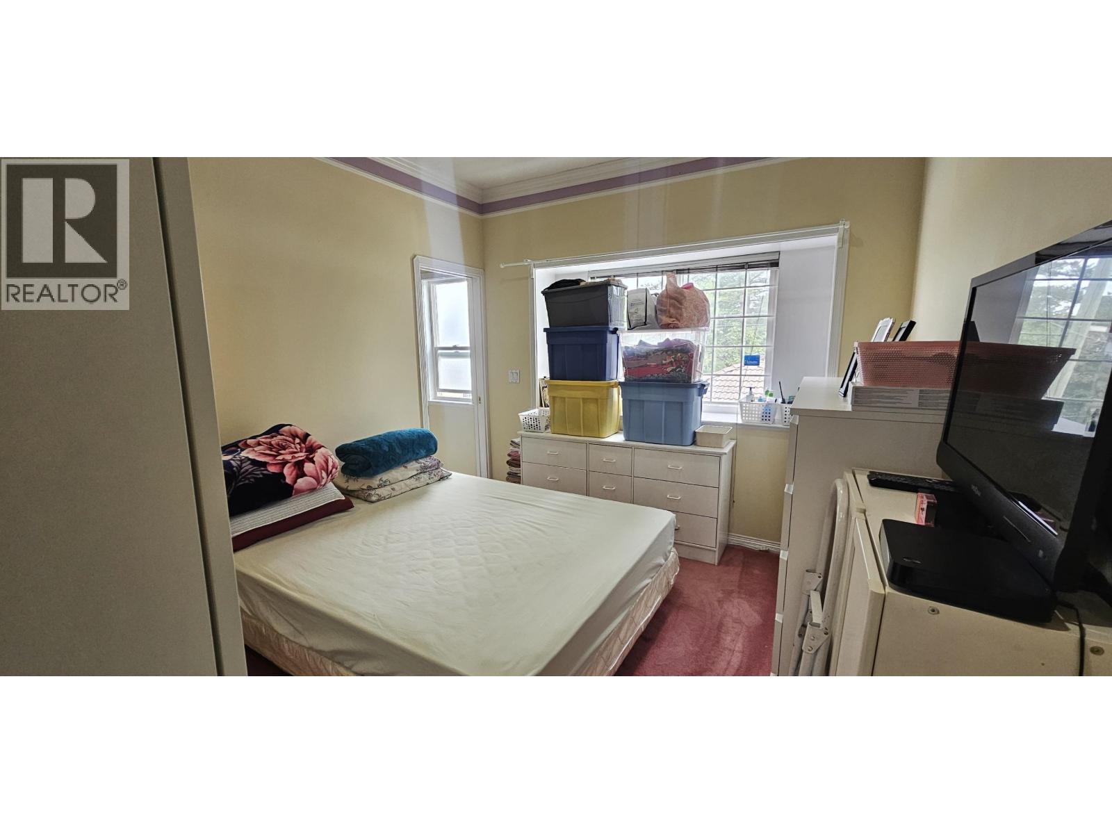 3868 VICTORIA DRIVE — photo 3
