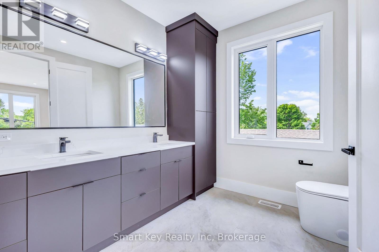 4 Bed, 4 Bath Multi-Family for Rent in Ottawa – 125 BRAE CRESCENT, Ottawa – MLS# X13422568 - Image 2