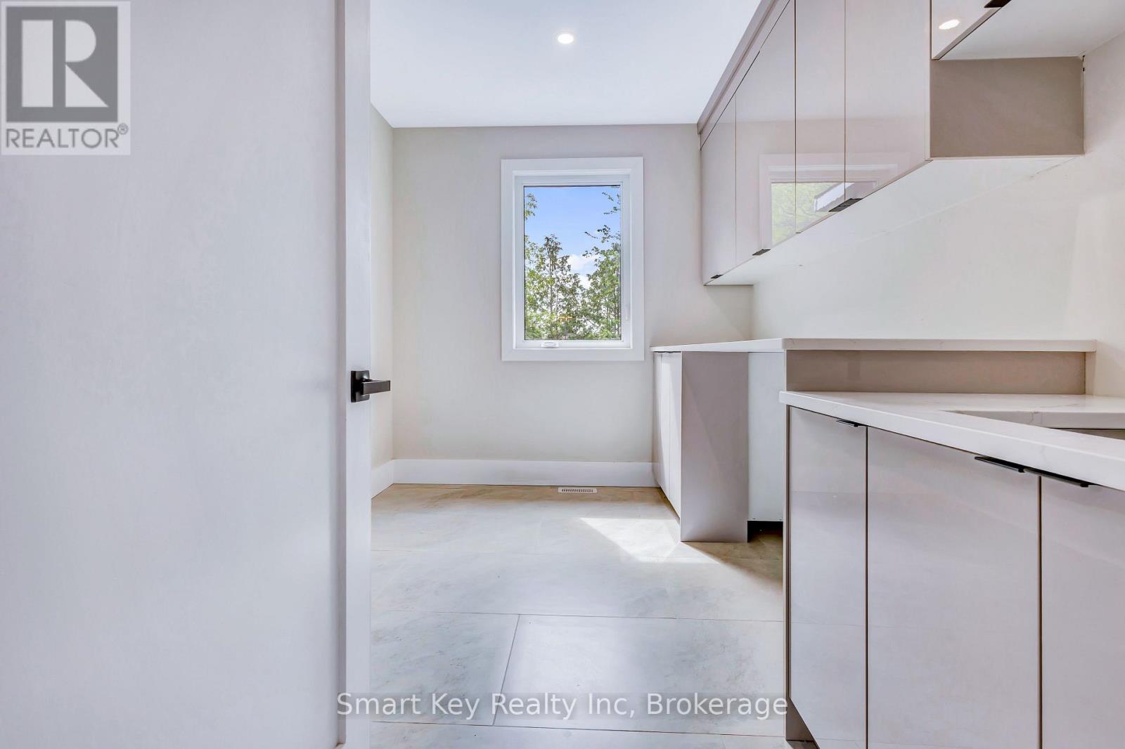 4 Bed, 4 Bath Multi-Family for Rent in Ottawa – 125 BRAE CRESCENT, Ottawa – MLS# X13422568 - Image 10
