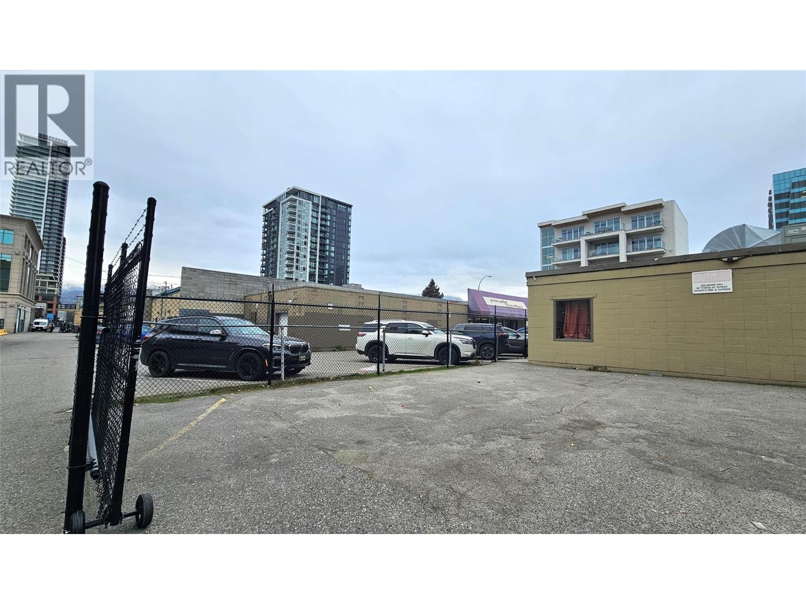 B 545 Lawrence Avenue, Kelowna