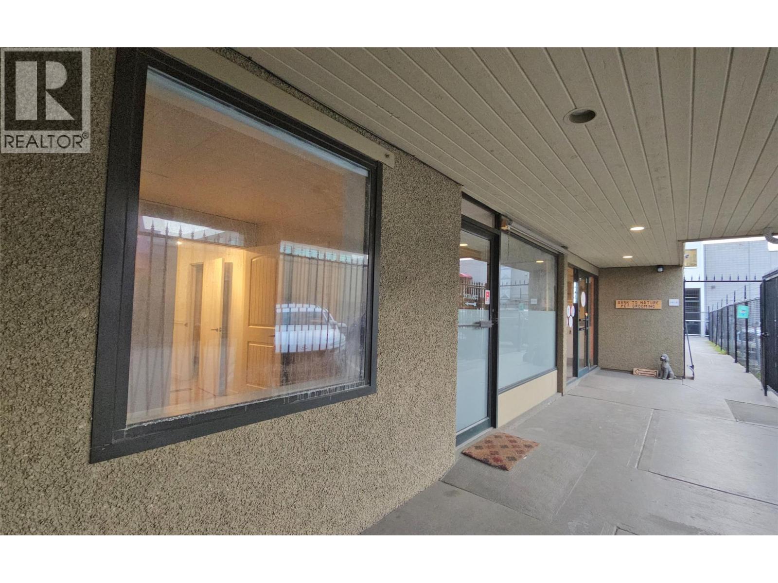 B 545 Lawrence Avenue, Kelowna