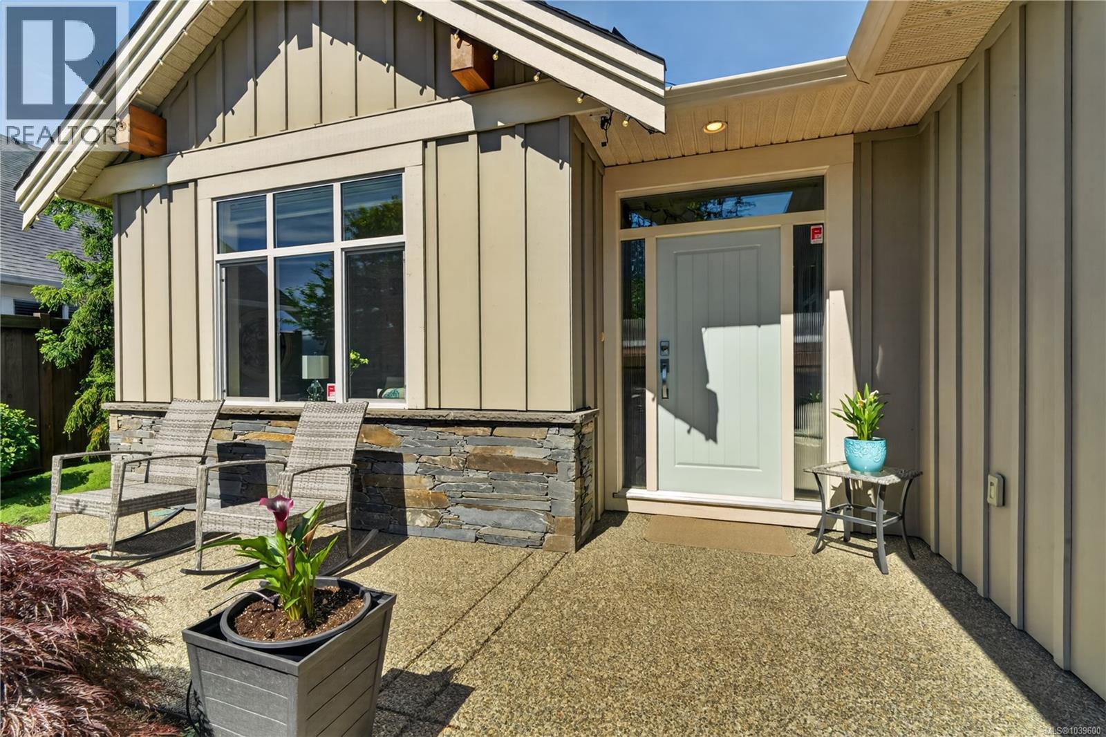 474 Ridgefield Dr - 4
