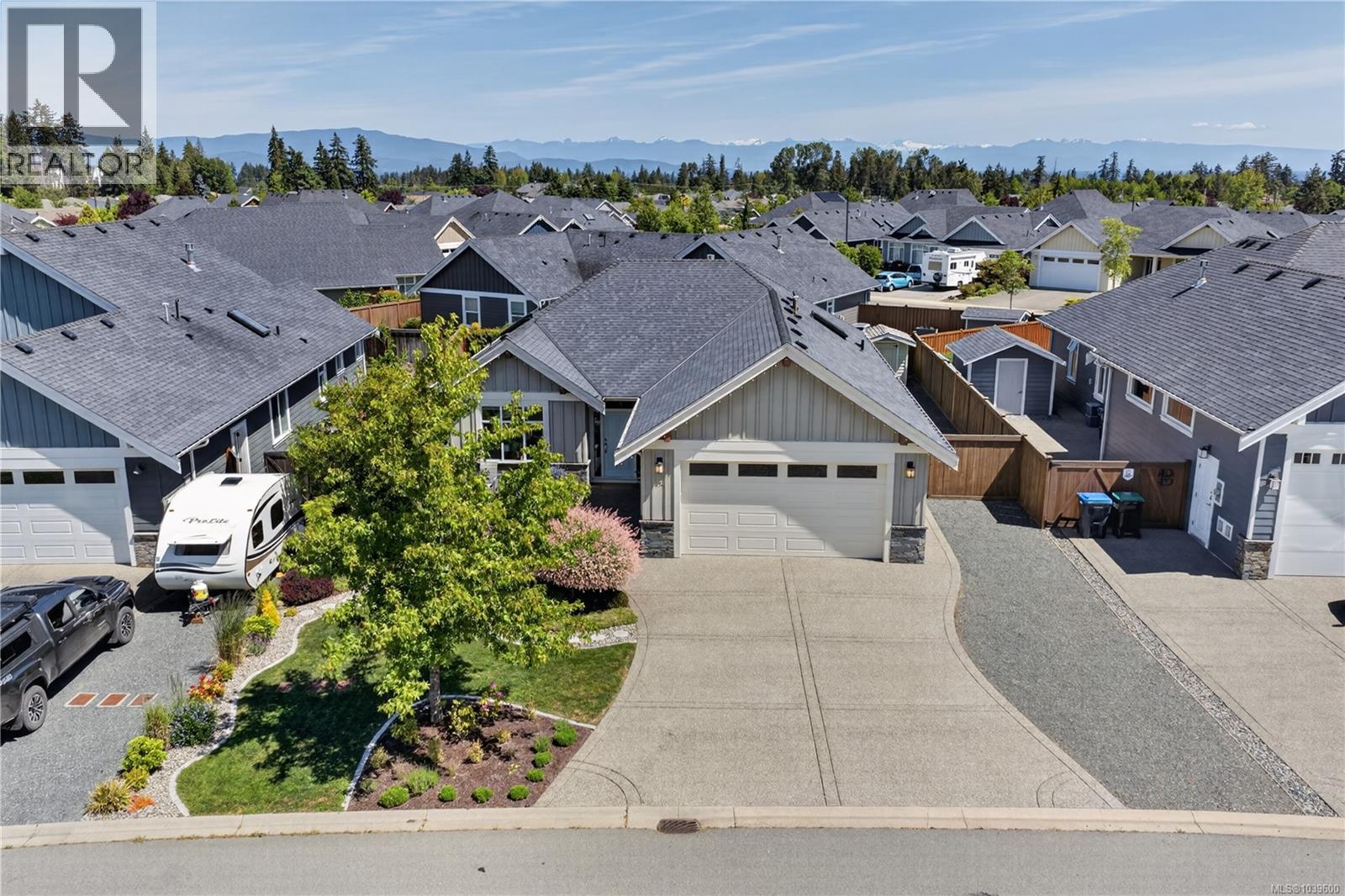 474 Ridgefield Dr - Image 2