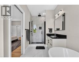5 Marina Avenue, Etobicoke, ON M8W1J8 Photo 23
