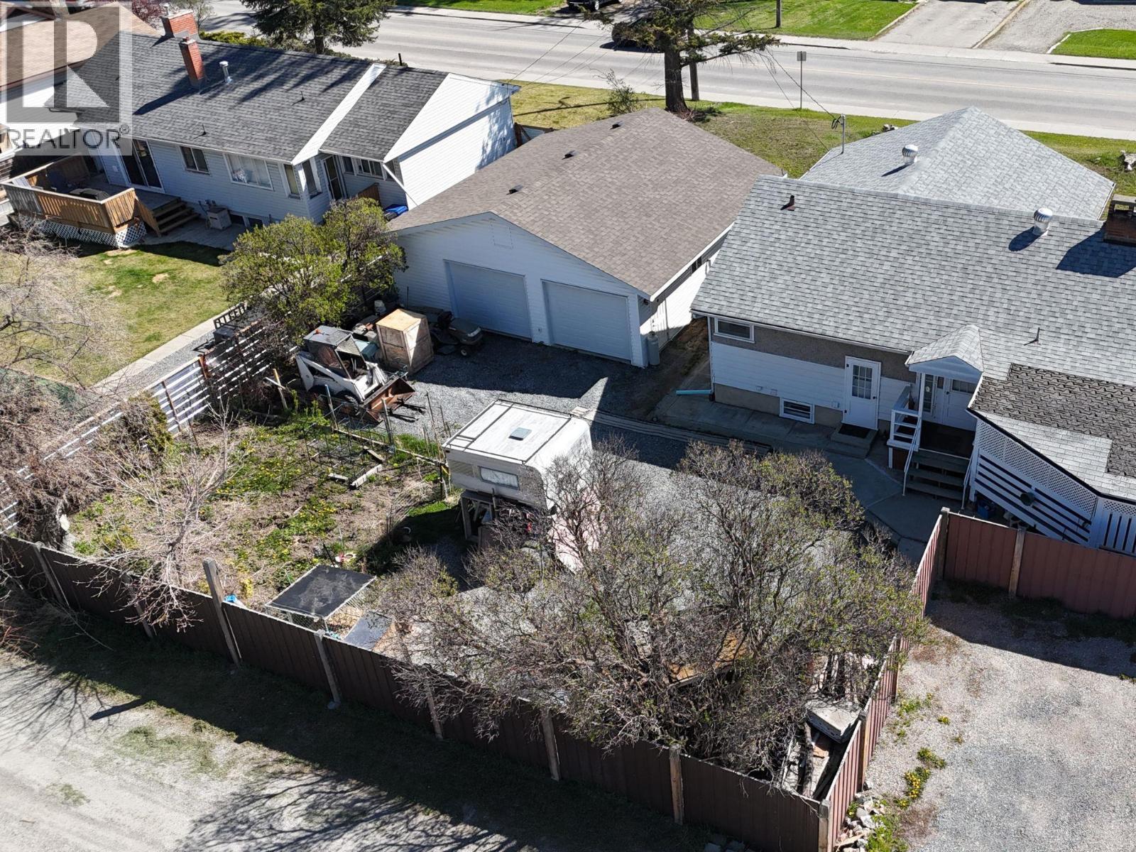 325 14 Avenue S - Image 51