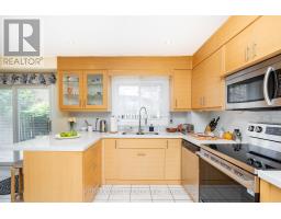 1216 Leewood Drive, Oakville, ON L6M3B3 Photo 34