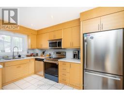 1216 Leewood Drive, Oakville, ON L6M3B3 Photo 14