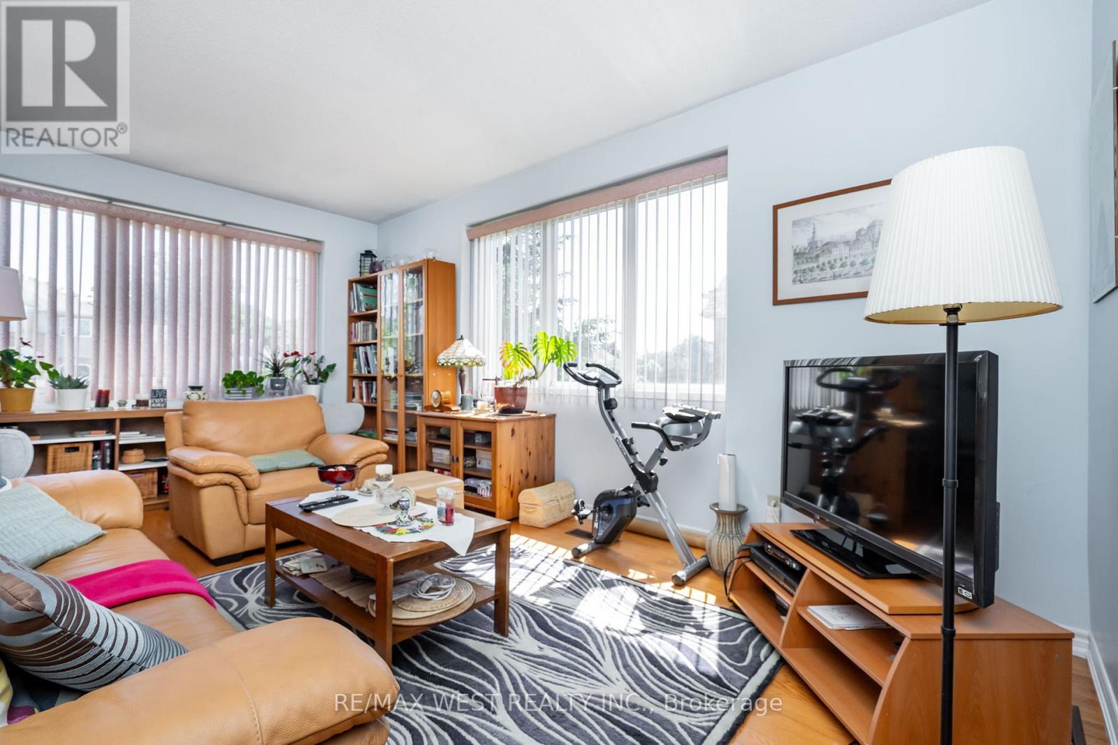 1216 LEEWOOD DRIVE - 24