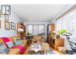 1216 Leewood Drive, Oakville, ON L6M3B3 Photo 18