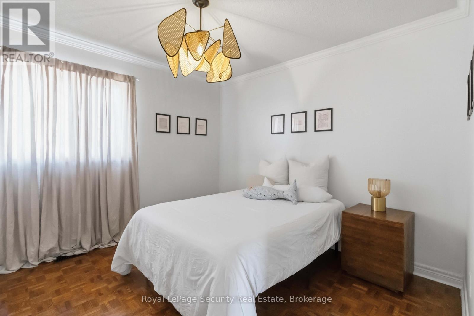 3 NATUREVIEW COURT - 25