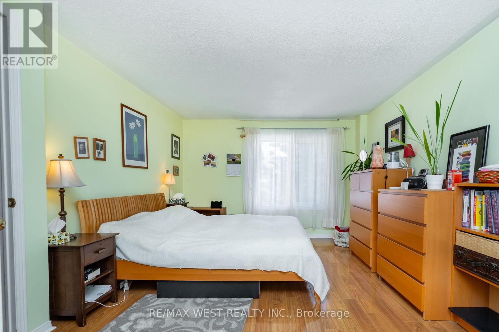 1216 LEEWOOD DRIVE - 29