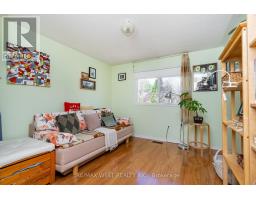 1216 Leewood Drive, Oakville, ON L6M3B3 Photo 43
