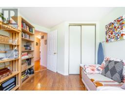 1216 Leewood Drive, Oakville, ON L6M3B3 Photo 25