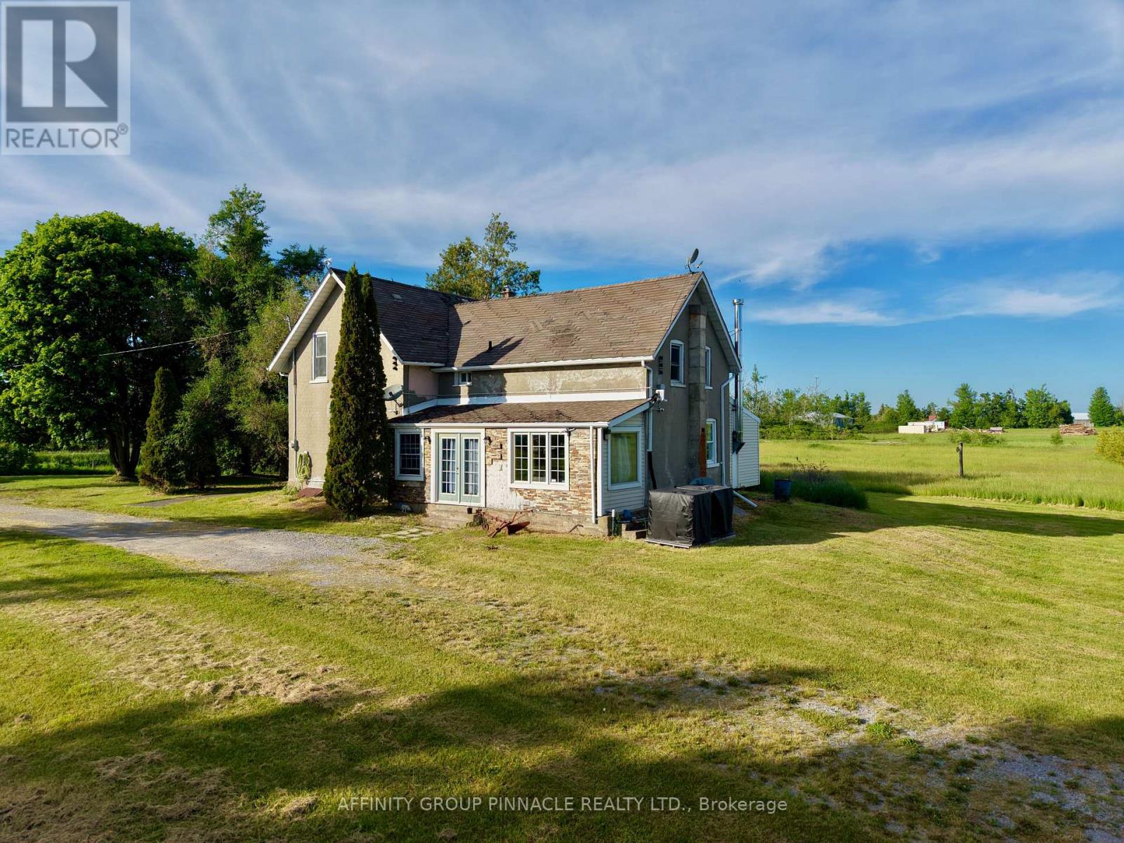 482 PORTAGE ROAD - 2