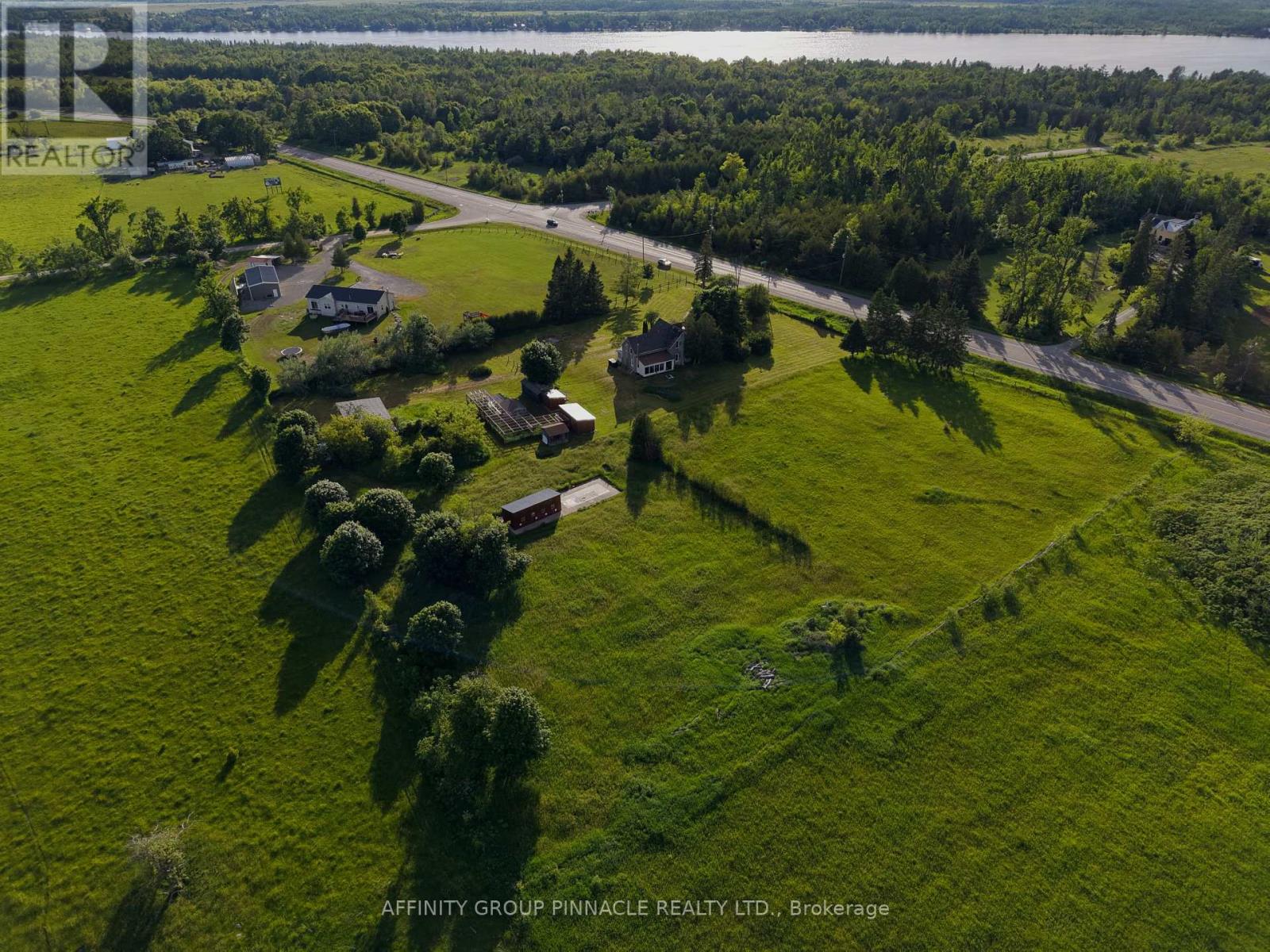 482 PORTAGE ROAD - 38