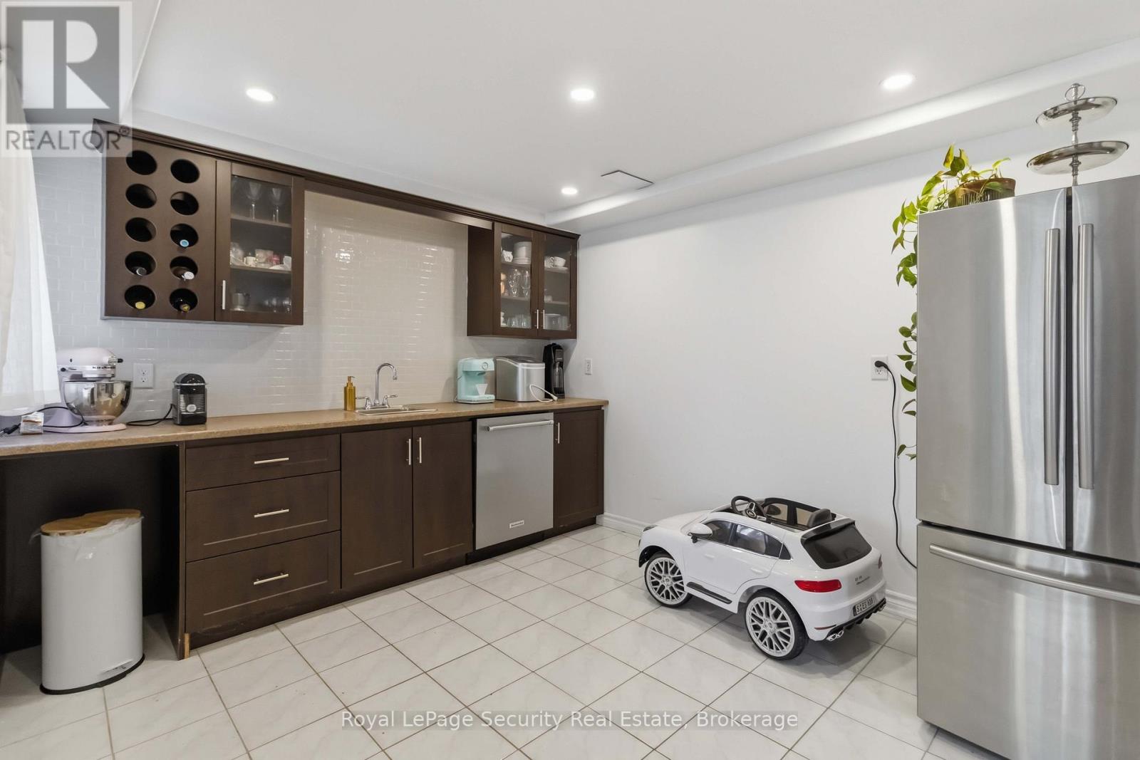 3 NATUREVIEW COURT - 36