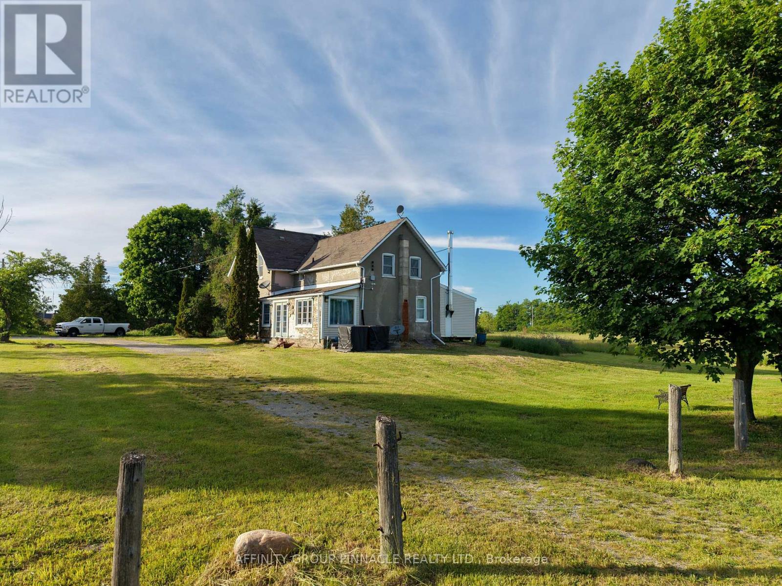 482 PORTAGE ROAD - 4