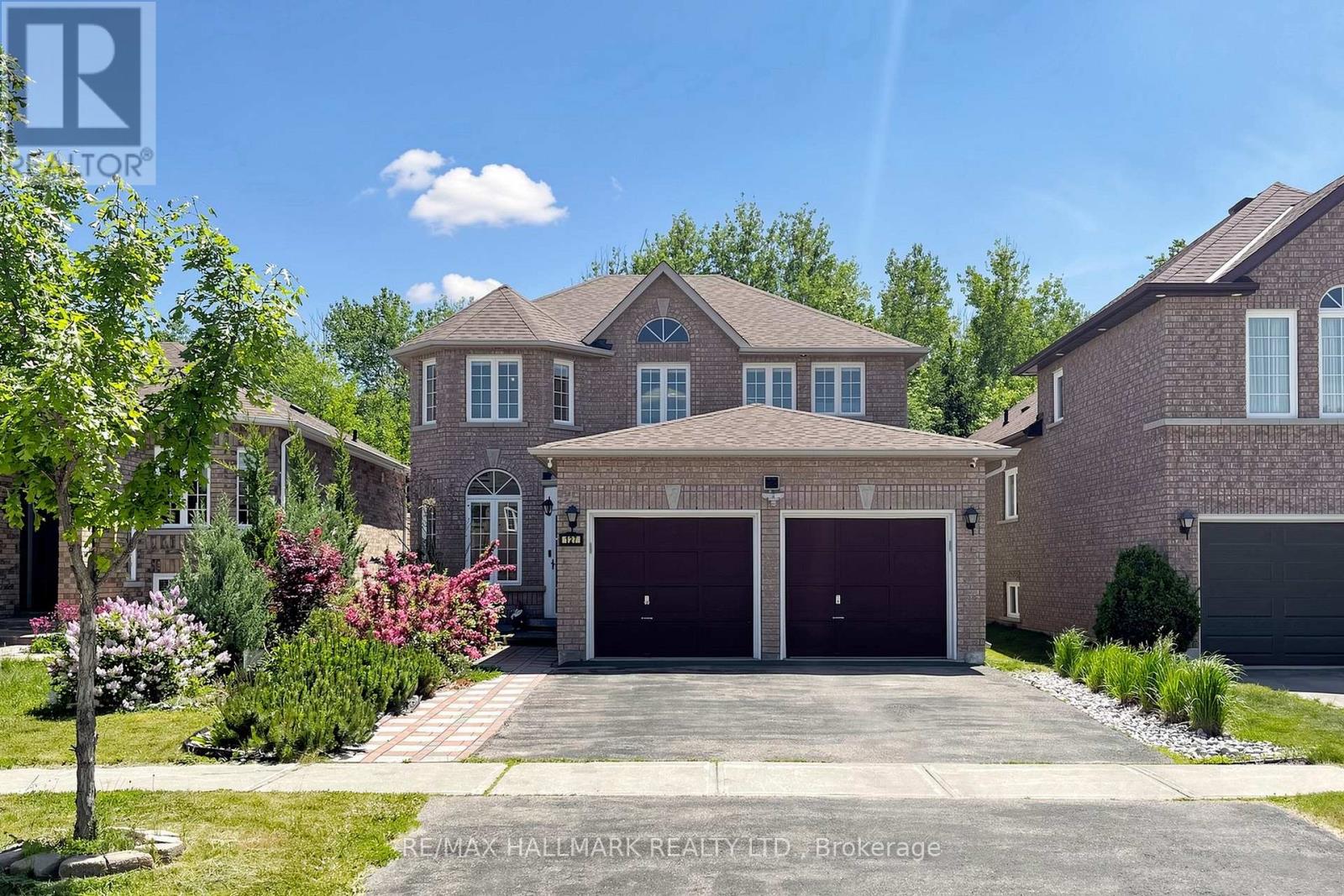 127 HUMBERLAND DRIVE - 1