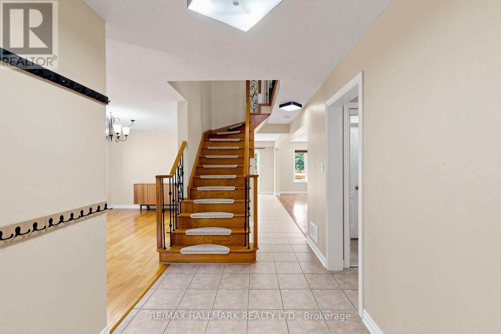 127 HUMBERLAND DRIVE - 12