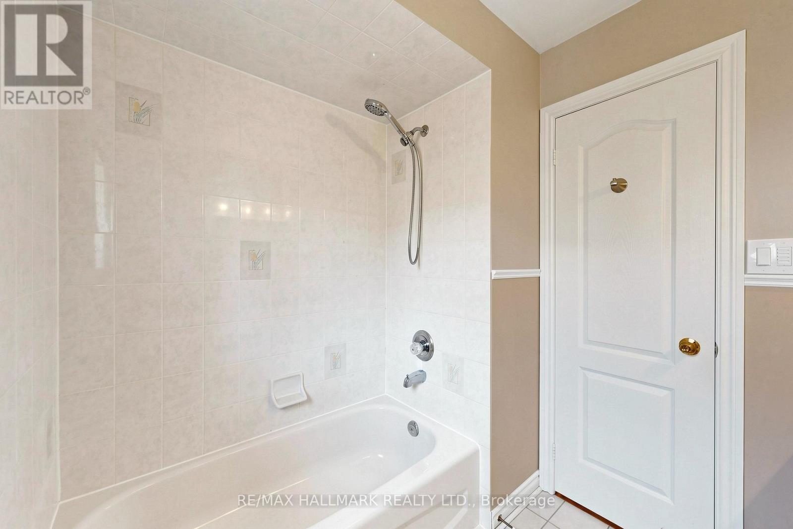 127 HUMBERLAND DRIVE - 24