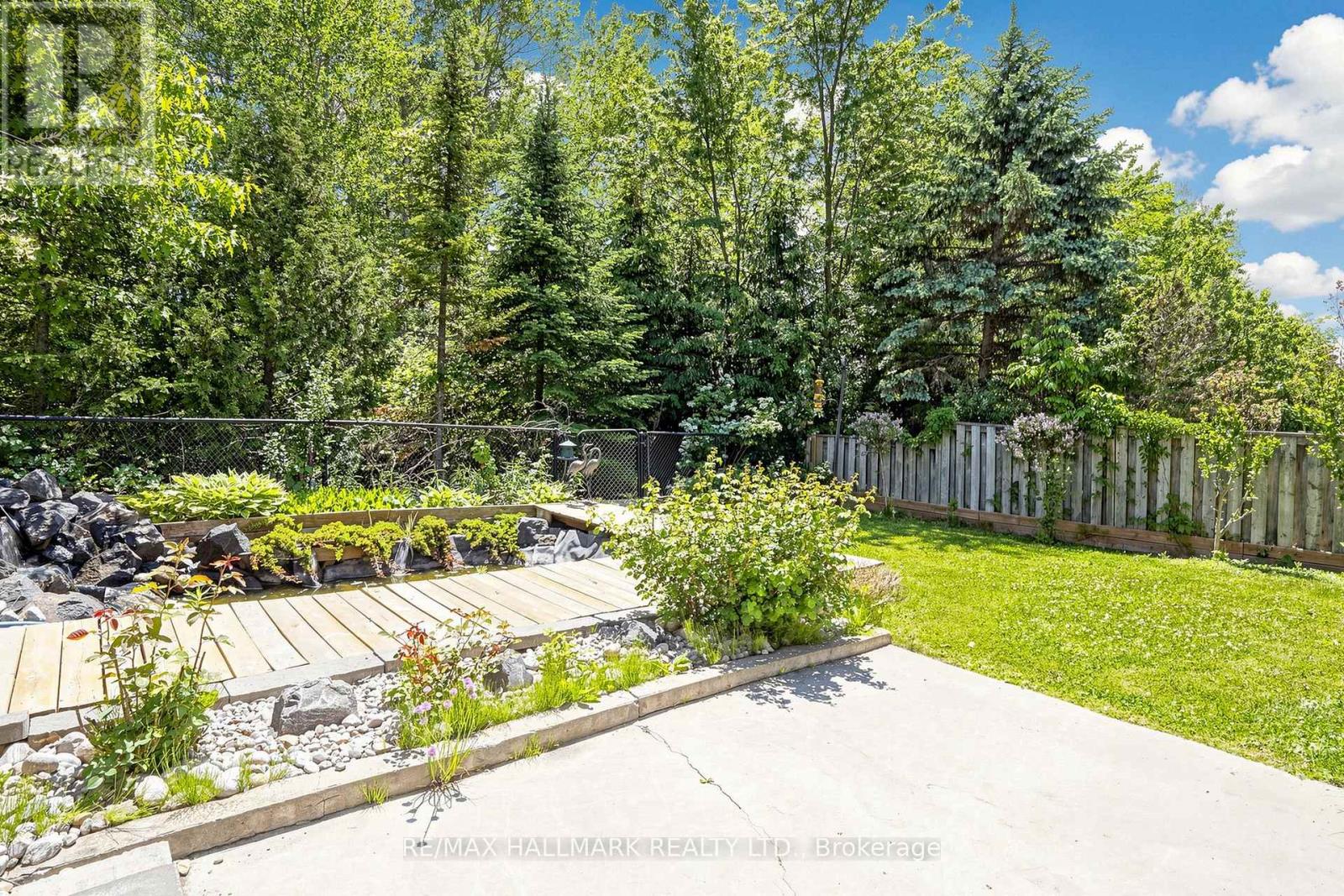 127 HUMBERLAND DRIVE - 38