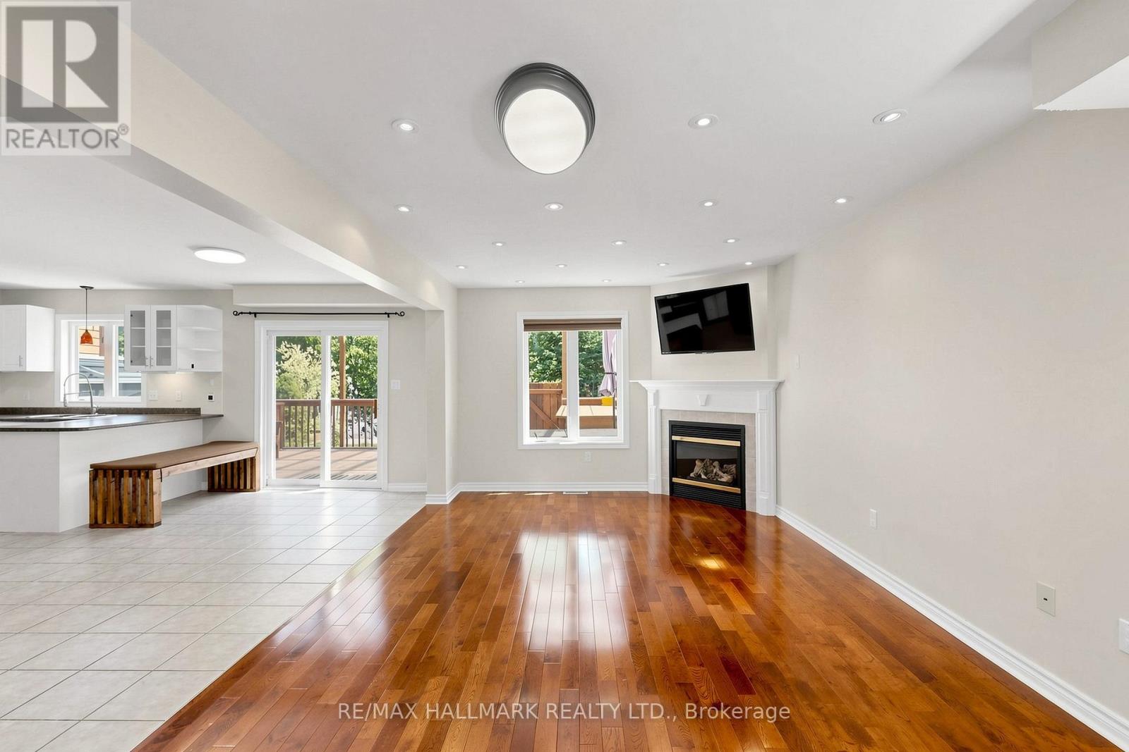 127 HUMBERLAND DRIVE - 5