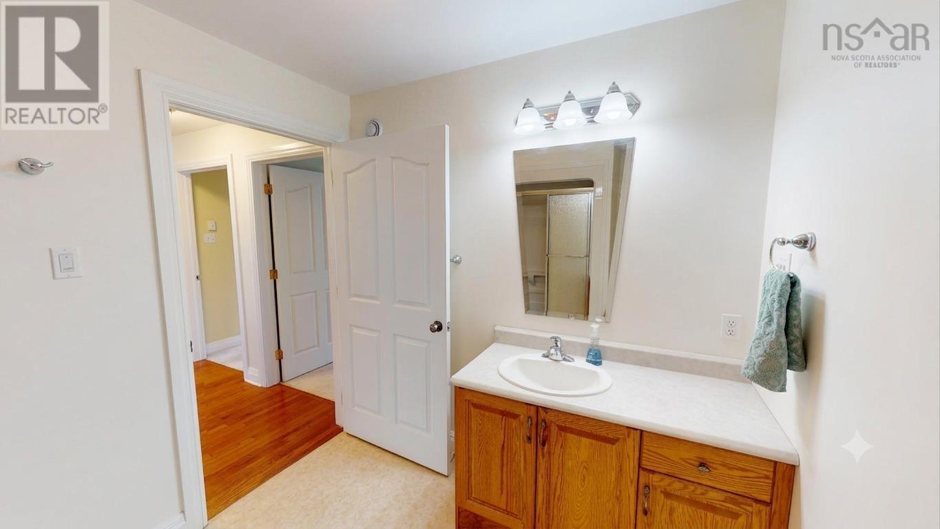 Property 39 of 49 of 79 Edgewater Close