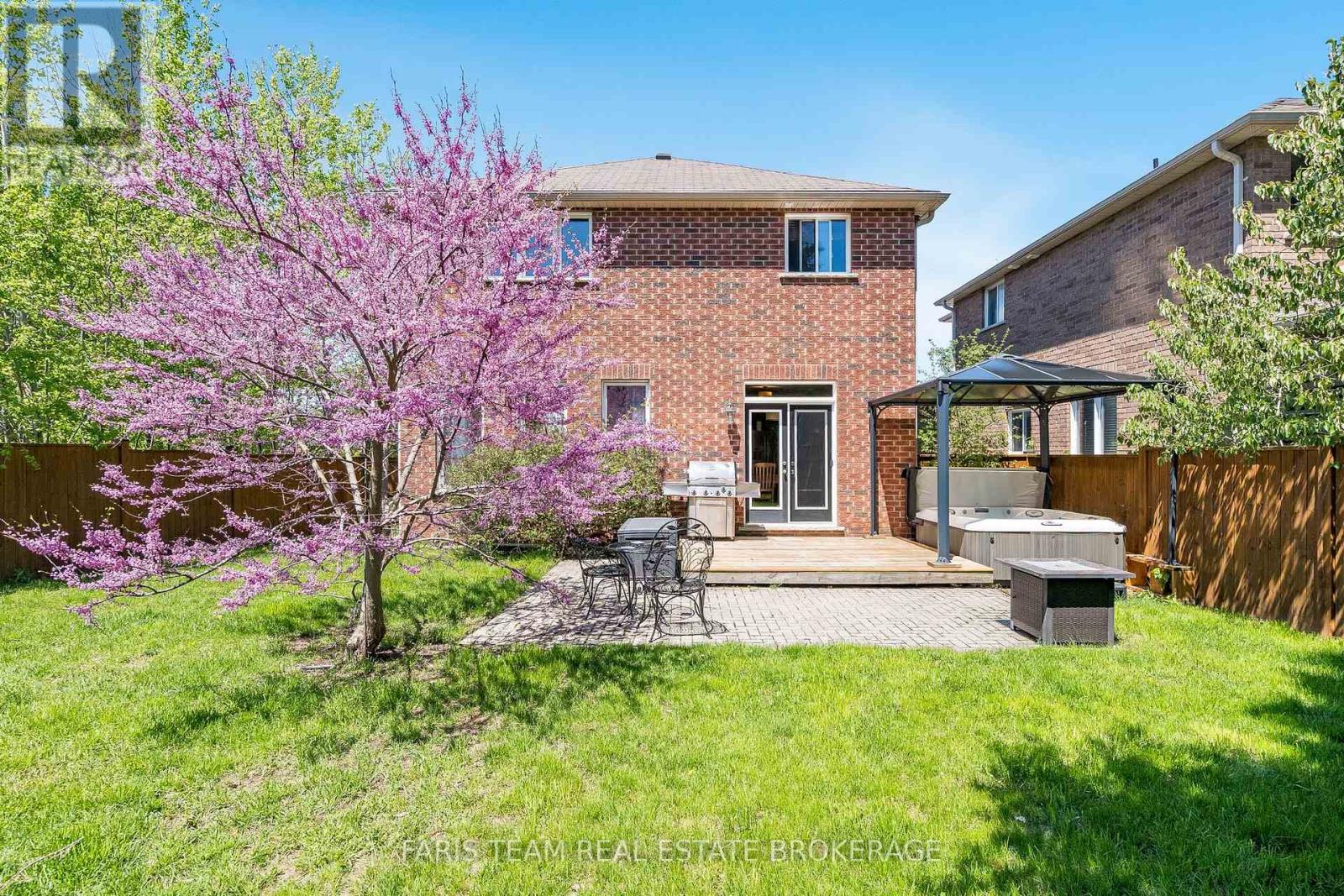 33 AUBURN COURT - 42