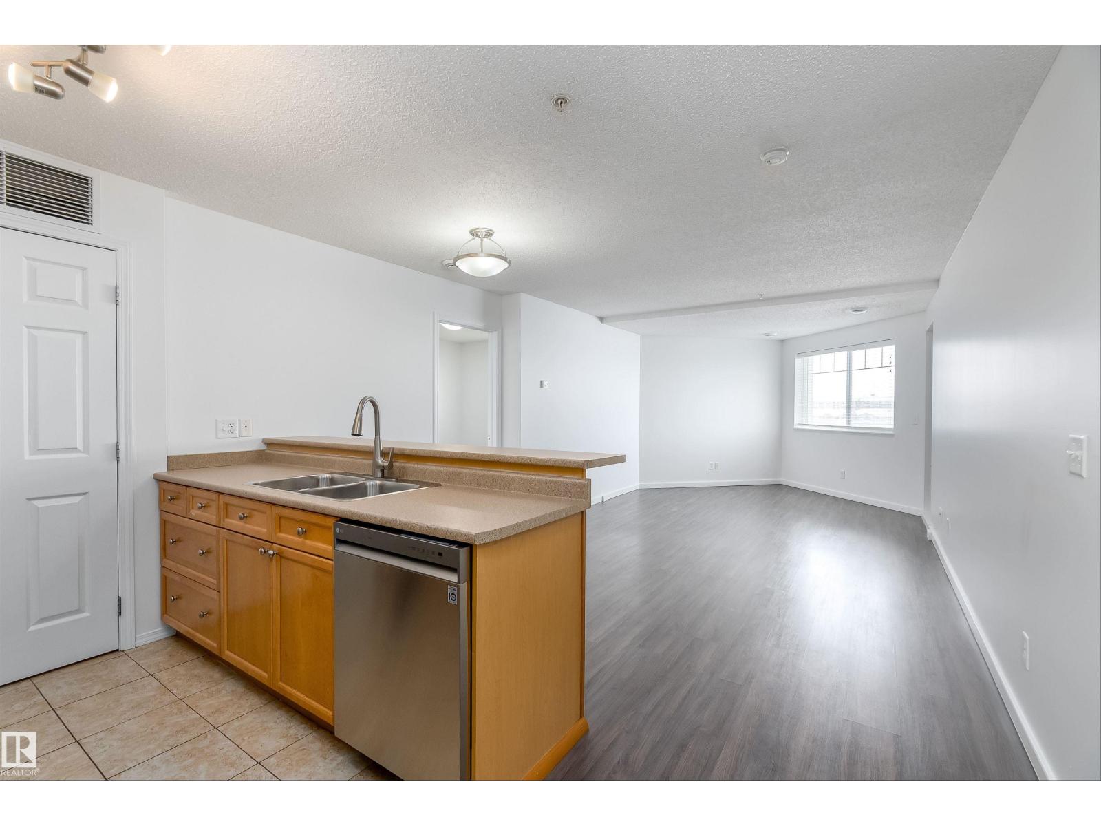 #306 6921 199 ST NW - 8