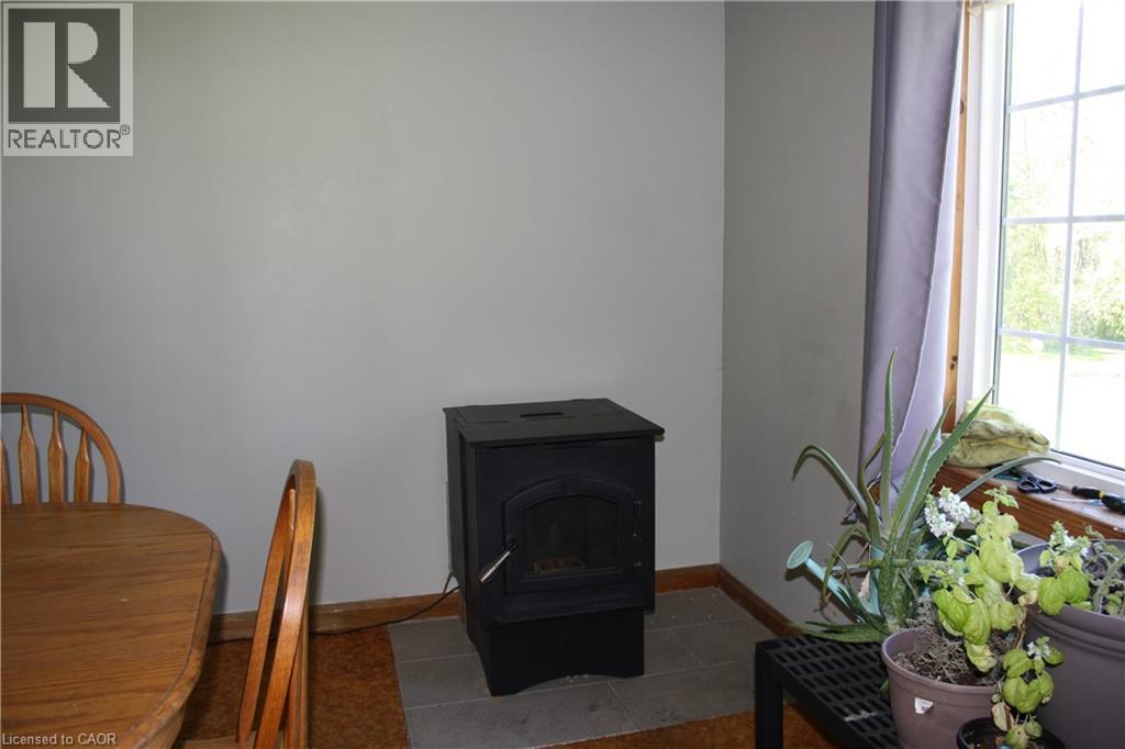 11519 522 Highway - 12