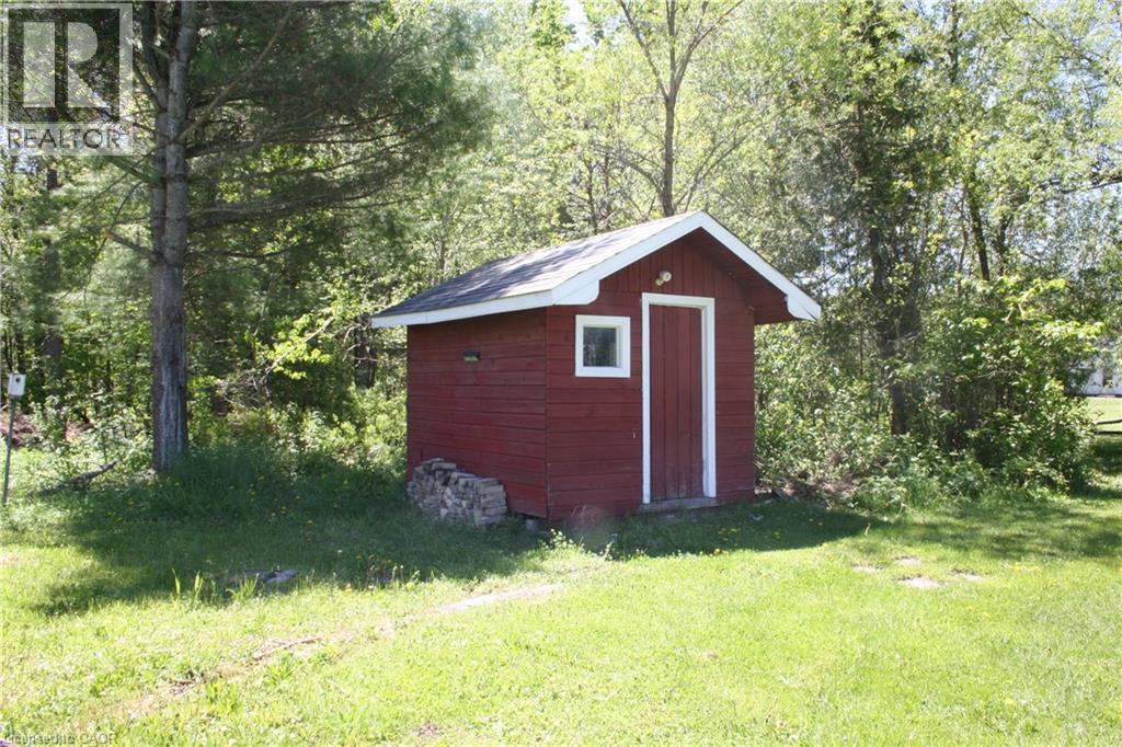 11519 522 Highway - 36