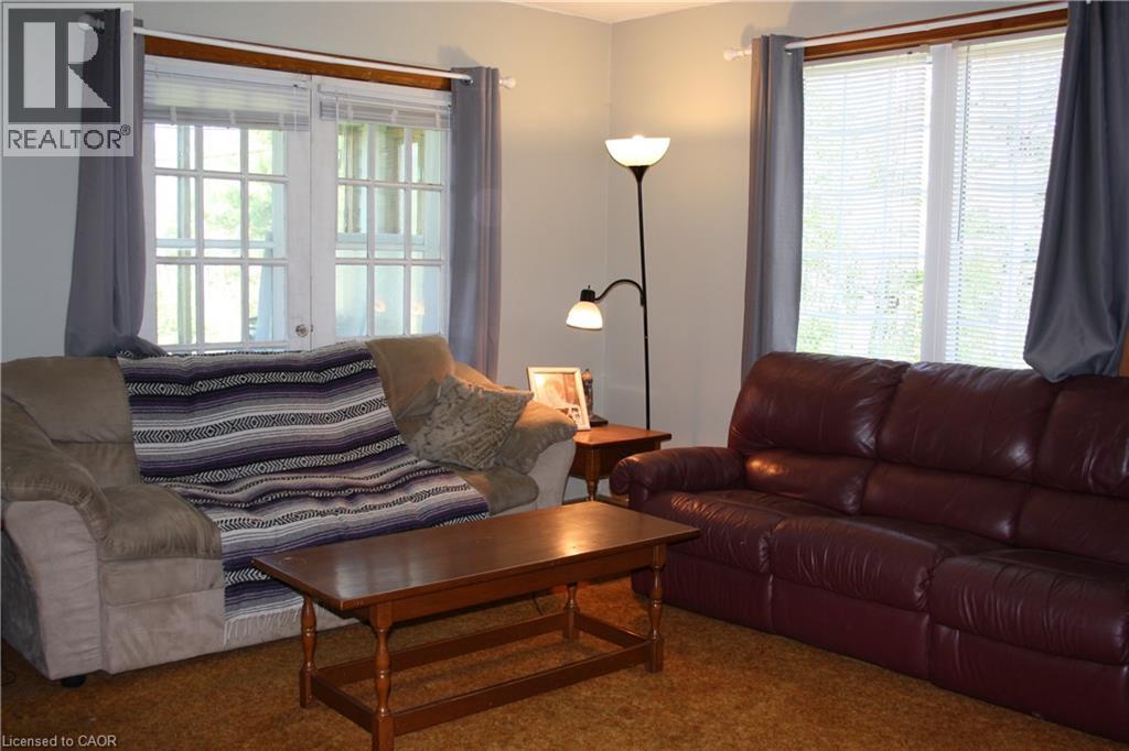 11519 522 Highway - 6