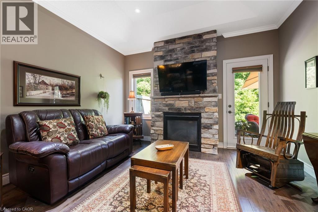 3-bedroom home for sale at 194 DONLY Drive Unit# 3, Simcoe ON · photo 14 of 38